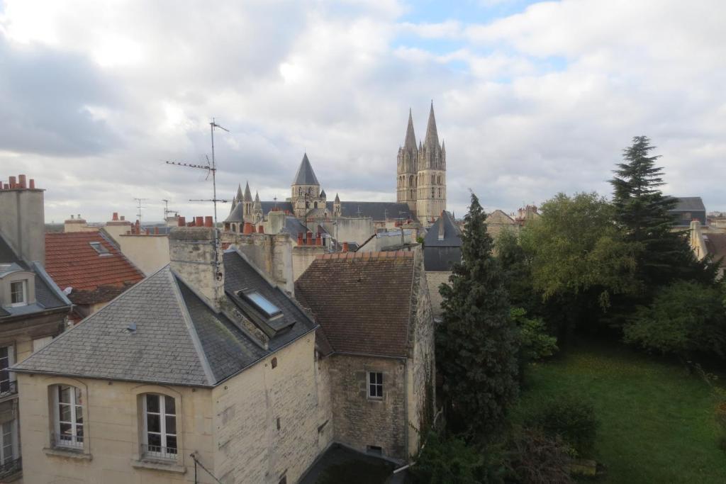 Hotel Saint Etienne Caen Exterior photo